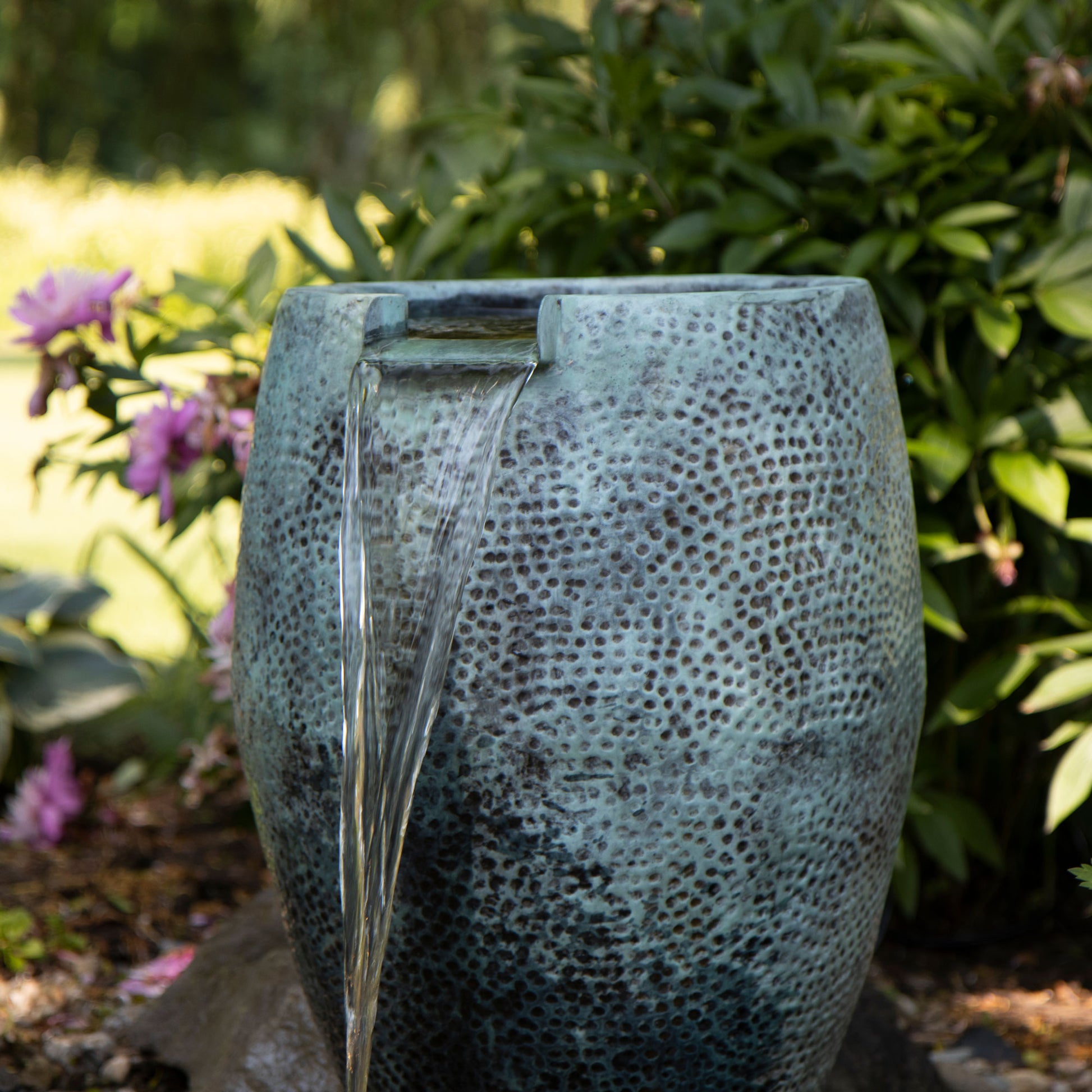 Photo of Atlantic-Oase Aura Spillway Vases